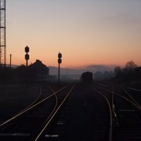 Lietuvā demontē dzelzceļu un izjauc kravu tranzītu caur Latviju