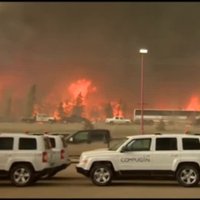 Baisajā Kanādas ugunsgrēkā nopostītas jau 1600 ēkas