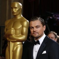 Internetā jokdari iesmej par iespējamo Dikaprio 'Oskaru'