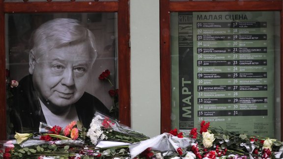 mourning ceremony for Oleg Tabakov - 14