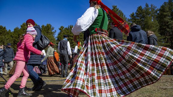 Lieldienu svinēšana Latvijas Etnogrāfiskajā brīvdabas muzejā - 7