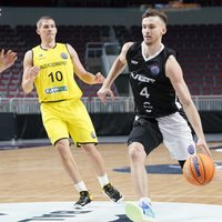 Basketbols mājsēdes laikā: starptautiskajos turnīros bez skatītājiem, Latvijas turnīri apturēti