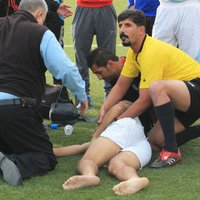 Jordānijā pēc mēles norīšanas miris jauns futbolists