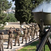 Kipras turki protestē pret Turcijas uzspiestajiem taupības pasākumiem