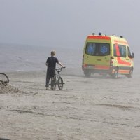 В Дубулты утонула женщина; спасатели ее не видели