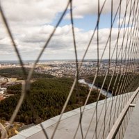 Новое развлечение в Вильнюсе для любителей экстрима: прогулка на высоте 170 метров