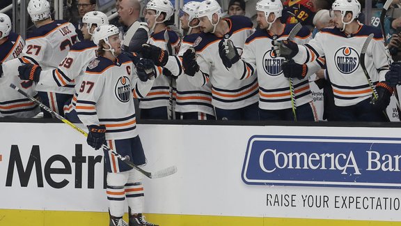 Edmontonas Oilers, Konors Makdeivids