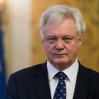 Ministrs: Lielbritānija joprojām gatava līdz marta beigām sākt izstāšanos no ES
