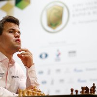 Kārlsens izcīna pasaules čempiona titulu šahā rapidā