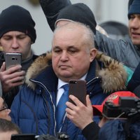 Кузбасс возглавил вставший на колени заместитель Тулеева, обвинивший Игоря Вострикова в пиаре
