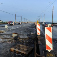 Remontdarbu dēļ Rīgā būs izmaiņas sabiedriskā transporta kustības organizācijā uz Salu tilta