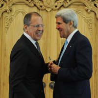 Лавров и Керри договорились "использовать влияние" для прекращения конфликта на Украине