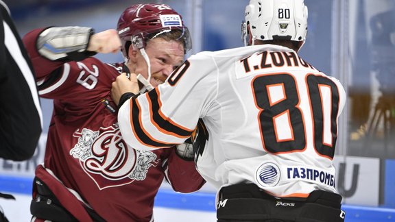 Hokejs, KHL spēle: Rīgas Dinamo - Amur