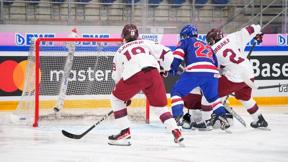 Hokejs, pasaules U-18 čempionāts: Latvija - ASV