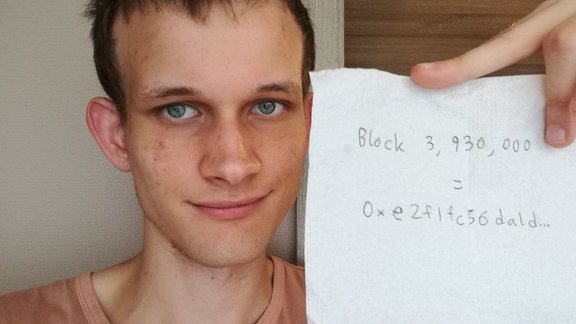 <a href="https://twitter.com/VitalikButerin/status/879127496024772610" target="_blank">@VitalikButerin/Twitter</a>