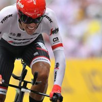 Alverto Kontadors triumfē prestižajā velobraucienā 'Vuelta Espana'