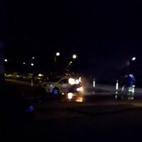 Video: Purvciemā eksplodē un nodeg kārtējā 'Baltic Taxi' automašīna