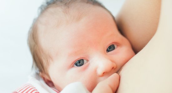 Самоизоляция с детьми. Как грудное молоко защищает ребенка от вирусов