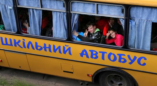 Krievijas iebrukuma Ukrainā dēļ humānā palīdzība vajadzīga 5,2 miljoniem bērnu, ziņo UNICEF