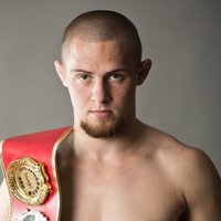 Latvijas MMA cīkstonis Skrīvers izcīna uzvaru Kanadā