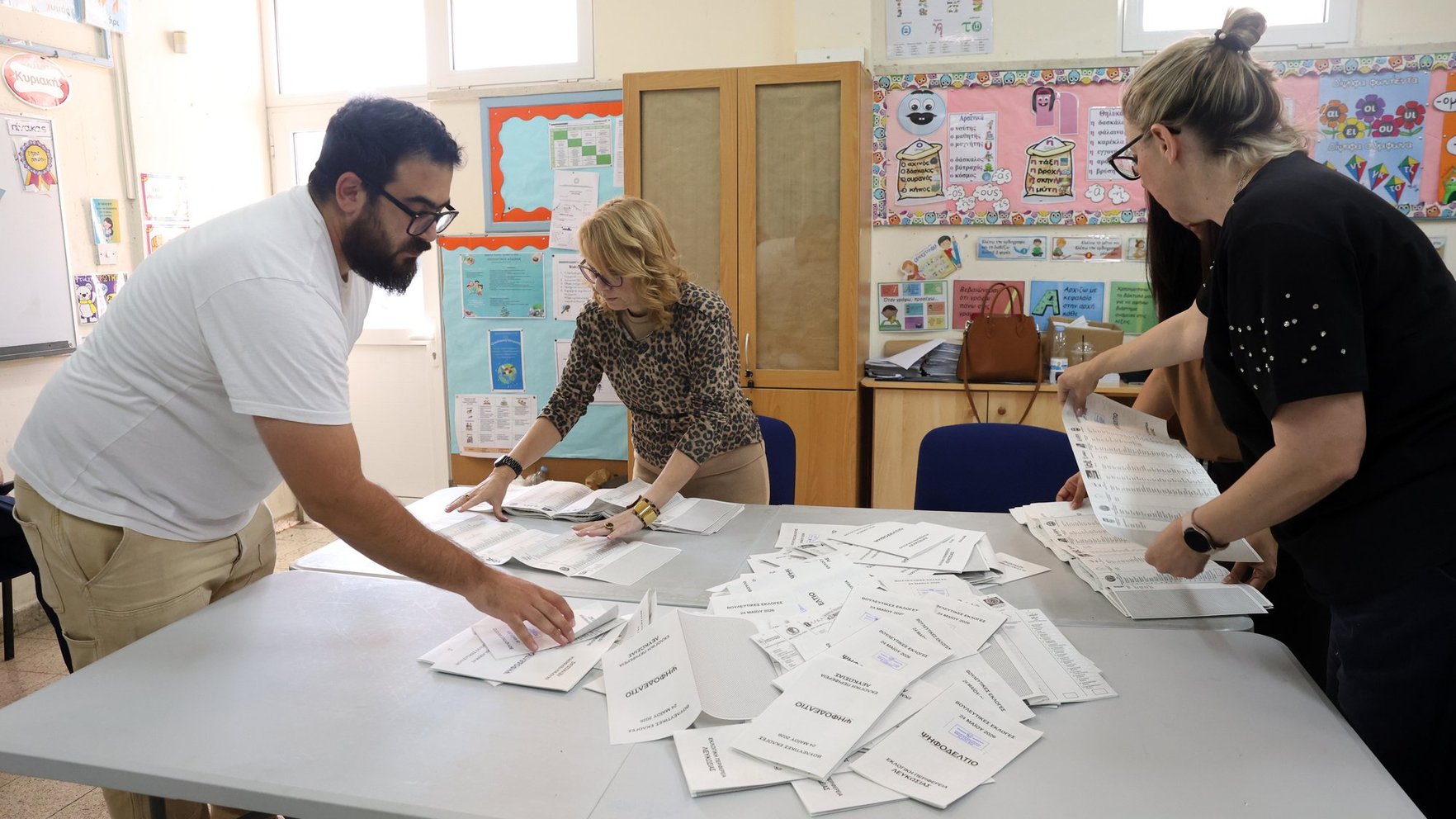 Kipras parlamenta vēlēšanās uzvarējuši konservatīvie, liecina aptaujas