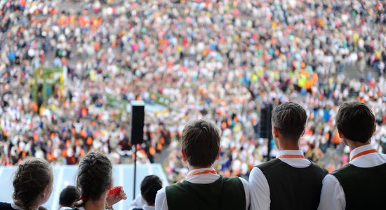 Līdz 2018. gadam cer paplašināt Mežaparka estrādes tribīnes, mērķis - 13 000 dziedātāju