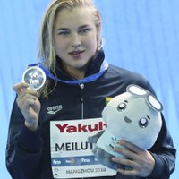 Karjeru beigusī Lietuvas peldēšanas zvaigzne Meilutīte saņēmusi divu gadu diskvalifikāciju