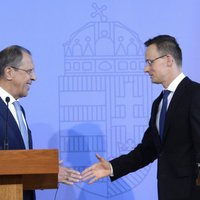 Ungārija iebilst pret automātisku ES sankciju pagarināšanu pret Krieviju