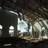 Spridzinātāji pašnāvnieki armijas baznīcā Nigērijā nogalina 11 cilvēkus