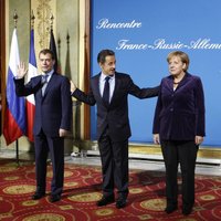 Merkele apvaino Krieviju Aukstā kara mentalitātes piekopšanā