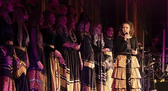 Ar Lieldienu koncertu 'Lielajā dzintarā' uzstāsies Rīgas gospelkoris un Kristīne Prauliņa