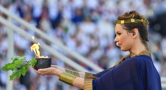 Foto: Kopkoris ieskandina Sidraba birzi lielkoncerta 'Tīrums. Dziesmas ceļš' ģenerālmēģinājumā