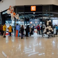 Foto: Ieguldot 250 tūkstošus eiro, atvērts Baltijā lielākais 'Evelatus' veikals