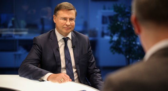 "Spried ar Delfi" intervija ar EK ekonomikas un produktivitātes komisāru Valdi Dombrovski. Pilns ieraksts