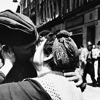 #Ziņas1945: Amerikāņi spiesti Prāgu atstāt krieviem