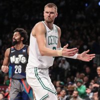 Porziņģis gūst 22 punktus 'Celtics' uzvarā pār 'Nets'