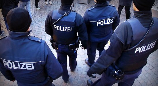 Германия: пьяный гражданин Латвии угрожал полицейским металлическим прутом