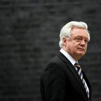 Lielbritānijā atkāpies 'Brexit' ministrs