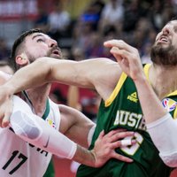 Austrālija aptur Lietuvas basketbolistu centienus; Adetokunbo 'velk' Grieķiju