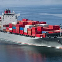 Tramps tuvākajās dienās noteiks jaunus muitas tarifus Ķīnas preču importam