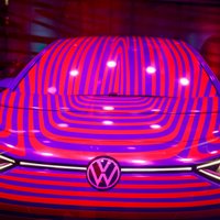 VW pašbraucošo auto tehnoloģiju jomā sadarbosies ar 'Ford'