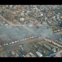 Drona video: Uguns posta šķūni pie dzelzceļa Līvānos