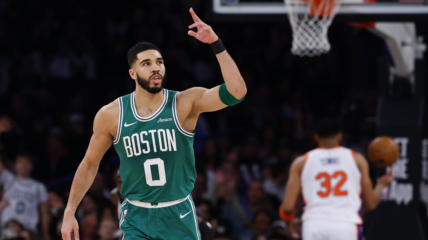 Bostonas "Celtics" nākamajā "play-off" mačā var nākties spēlēt bez savas lielākās zvaigznes
