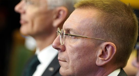 Latvijas fakti: рейтинг Кариньша — негативен, самый популярный министр — новоизбранный президент Ринкевич