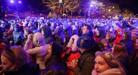 Во время празднования Нового года в Вецриге ограничат движение транспорта 