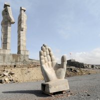Humānās palīdzības sniegšanai pirmo reizi 35 gados atvērta Armēnijas un Turcijas robeža