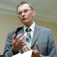 Nodokļu slogs Latvijā ir nepietiekams visu vajadzību finansēšana, uzskata Vilks