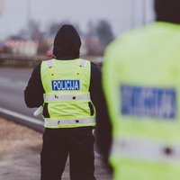 Uz Rīga-Sigulda autoceļa piecu automašīnu sadursmē divi cietušie; satiksme atjaunota