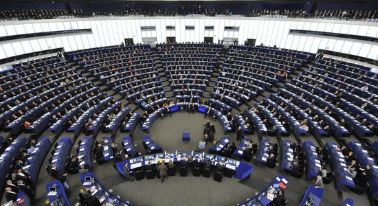 СМИ: половина евродепутатов не спешит обнародовать свои доходы