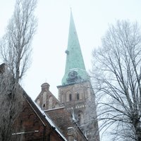 Rīgas katedrāle un Aglonas bazilika - Saeima dāsni sadala naudu kristiešu dievnamiem